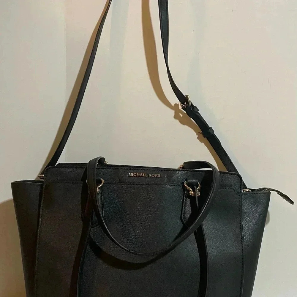 Michael kors Black saffiano leather satchel handbag - Picture 3 of 12